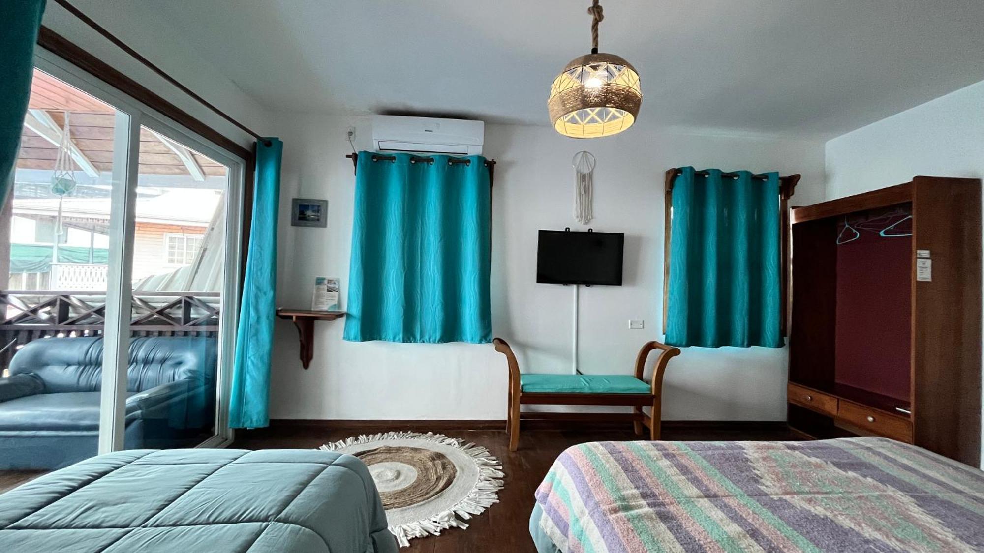 Отель La Casa Corazon Бокас-дель-Торо Экстерьер фото